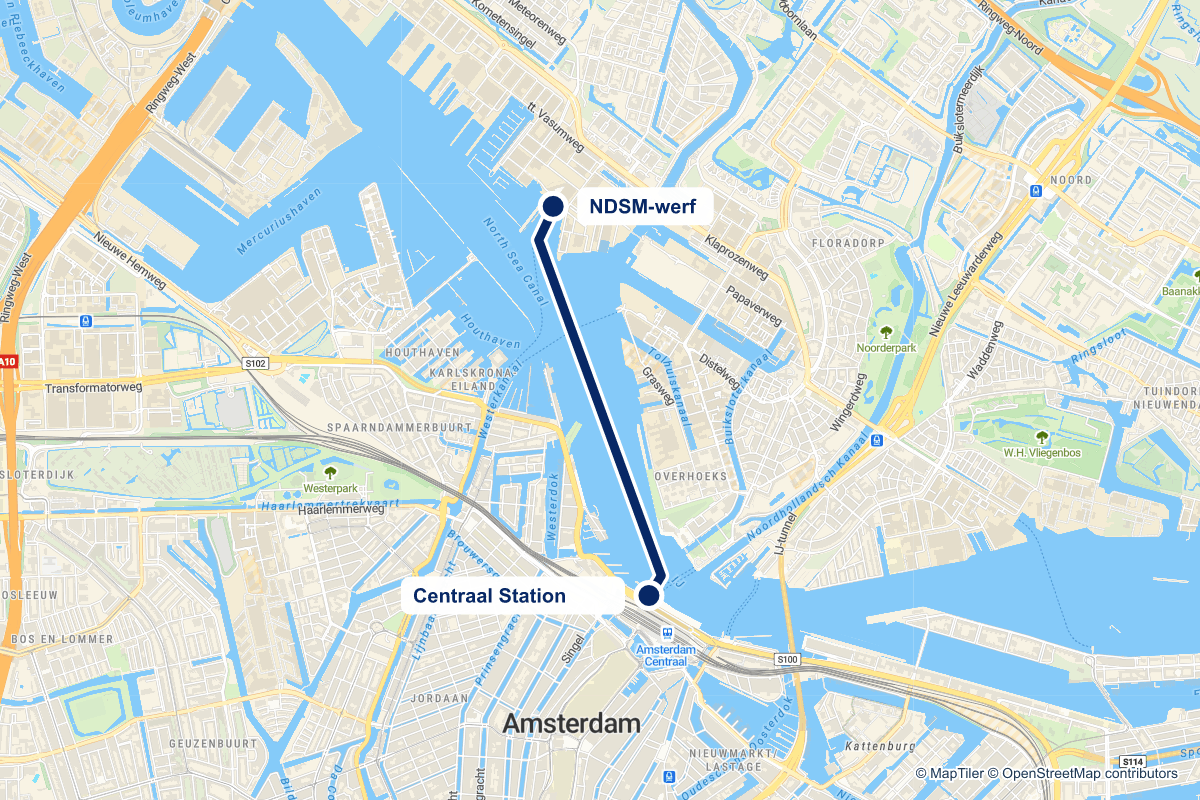 Routekaart van de pontverbinding F4 (Centraal Station ↔ NDSM) in Amsterdam